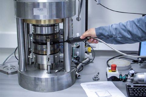 ERIKS Services | TA Luft Service | AMTEC Prüfstand TA Luft Service | AMTEC-testbank